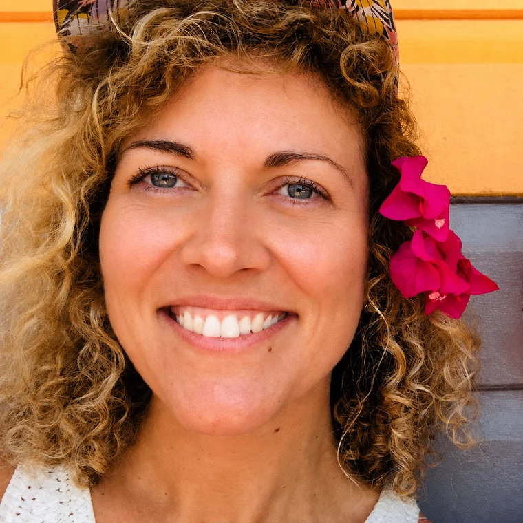 Portrait souriant de Valentine Chaigneau, fondatrice de Kawacita